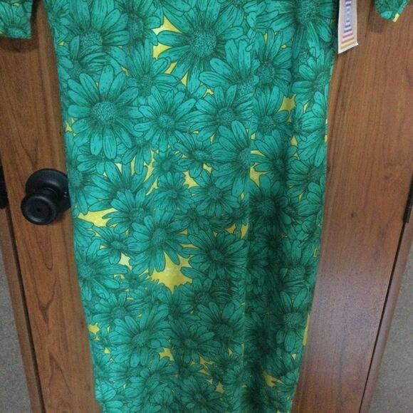 NWT LuLaRoe Women’s Sz. S “Julia” S/S Dress - Picture 4 of 10